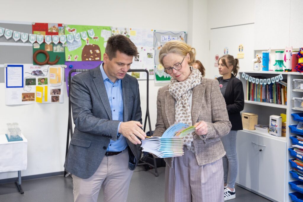 Besuch von Staatsministerin Regina Kraushaar in Hoyerswerda am 19.05.2025